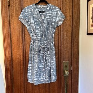 Summer shirt dress that can go from office to picnic!